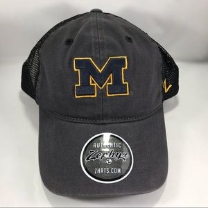 Michigan Wolverines Snapback Trucker NCAA Hat